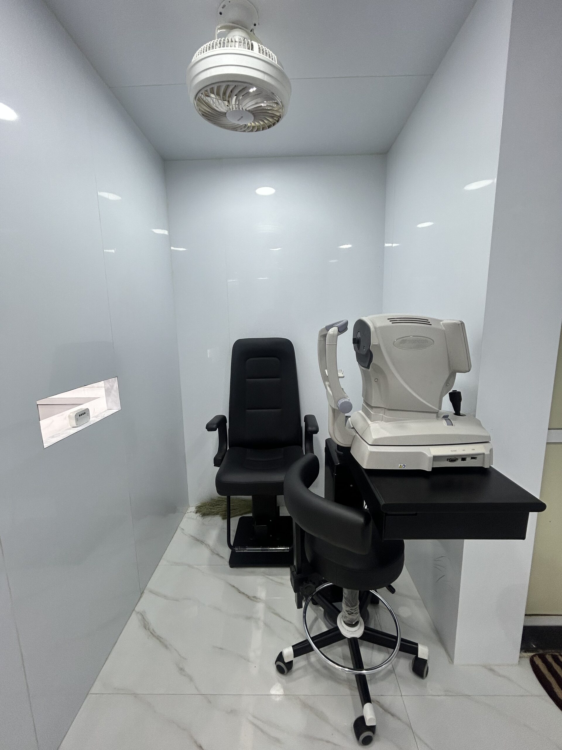 Advanced & Accurate Eye Testing